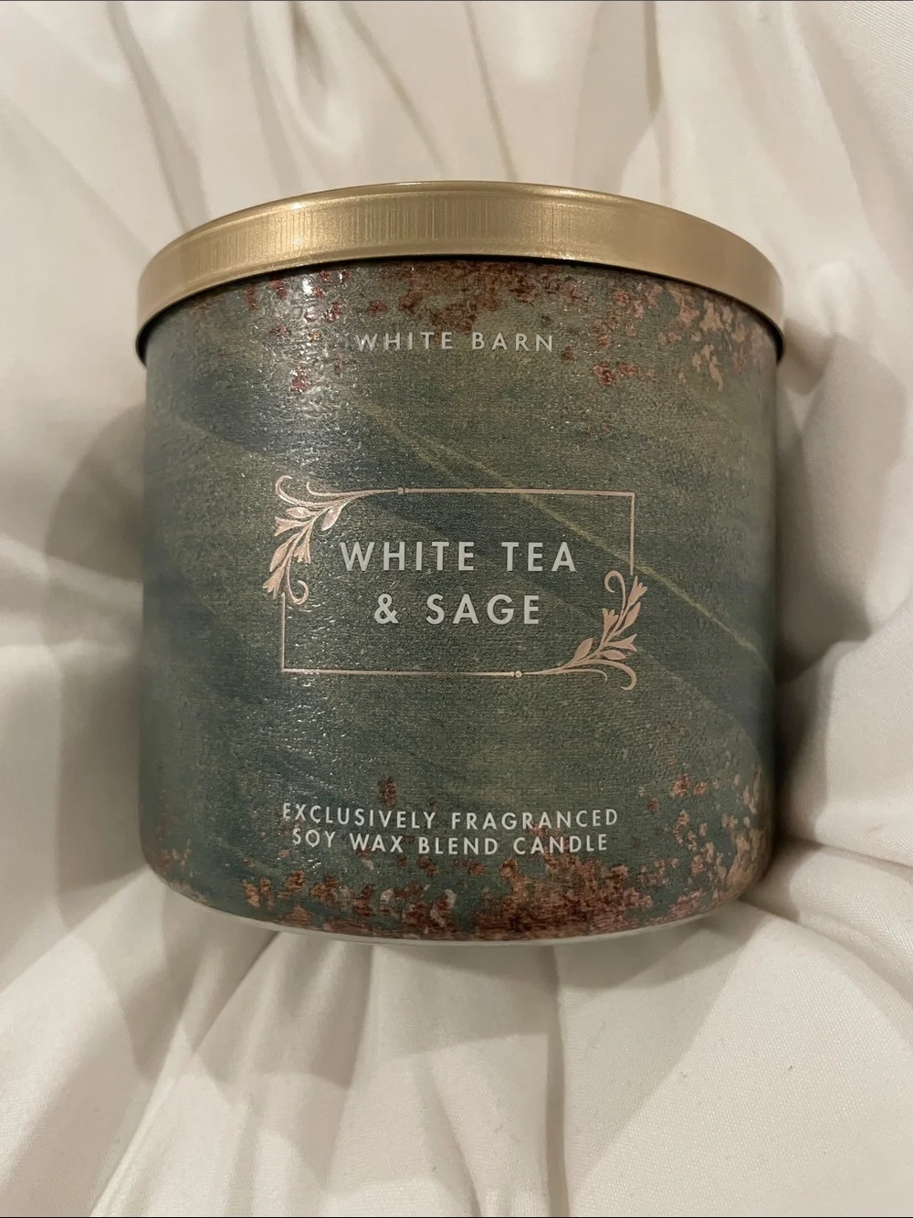 White Barn White Tea & Sage 3 Wick Candle